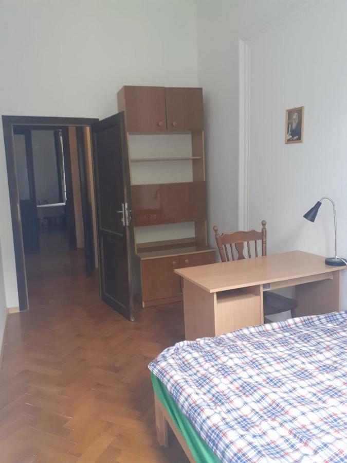 Dietla 71, Of 3 Bedrooms